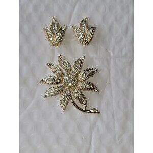 VTG Emmons Rhinestone Flower Brooch & Tulip Earrings Set Gold-tone/Never Worn